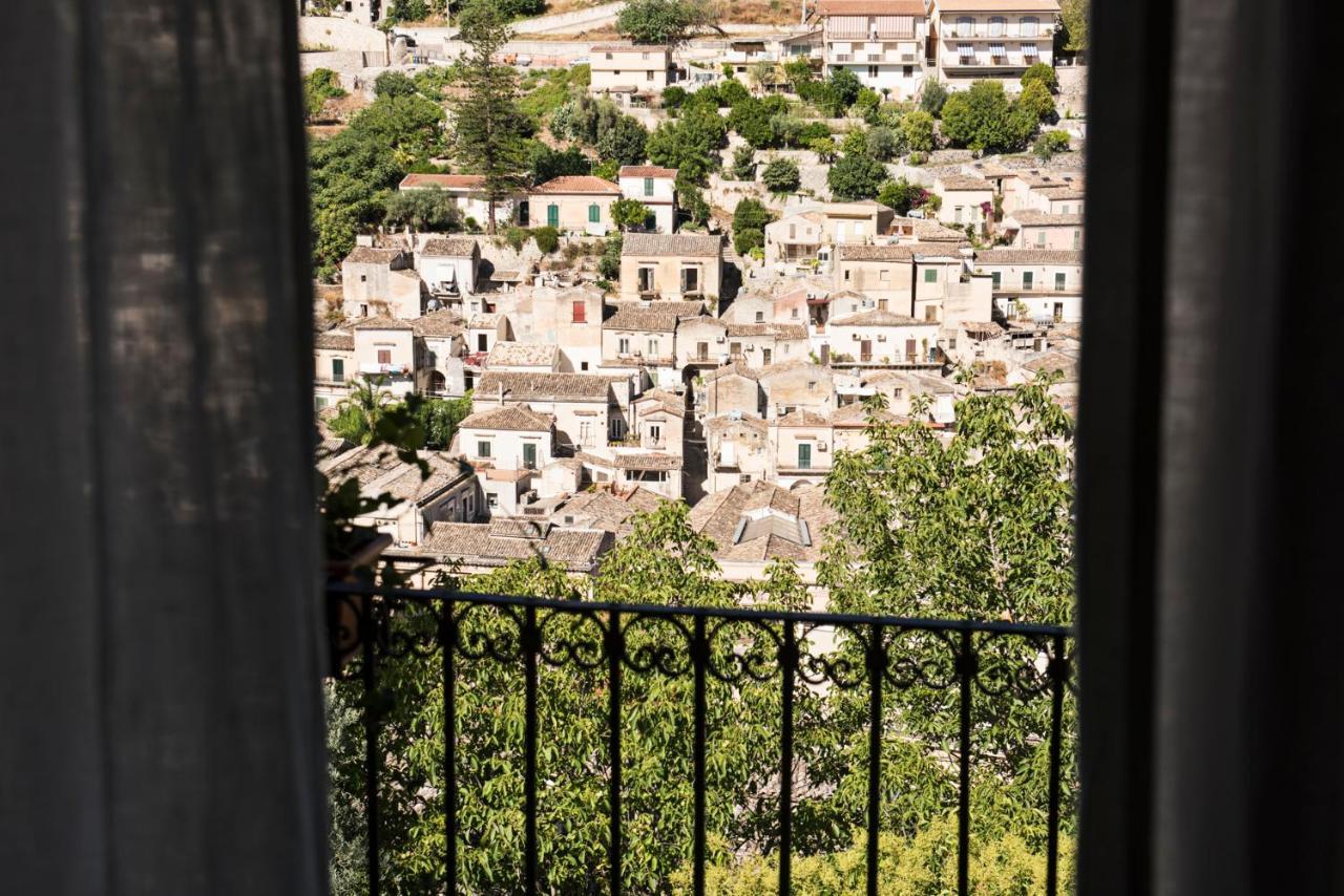 Bed and Breakfast Le Stanze Del Cioccolato Modica Exterior foto